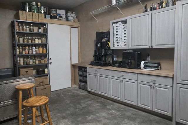 101 SW Meade Circle, Port St. Lucie, FL 34953
