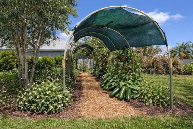 101 SW Meade Circle, Port St. Lucie, FL 34953