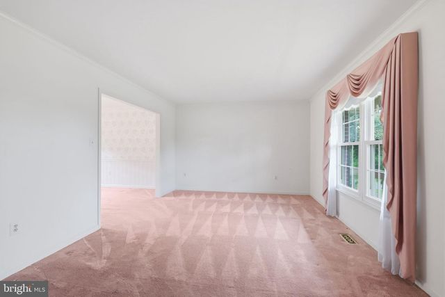 103 COUNTRY CLUB DR SW, Leesburg, VA 20175