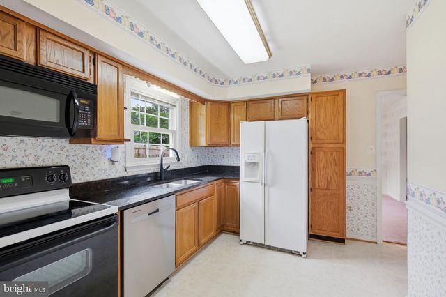 103 COUNTRY CLUB DR SW, Leesburg, VA 20175