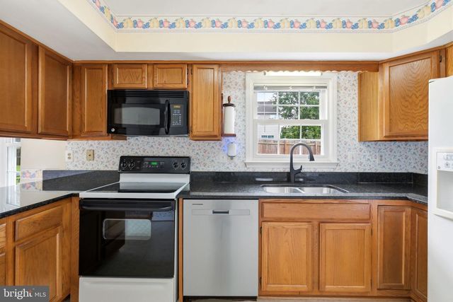 103 COUNTRY CLUB DR SW, Leesburg, VA 20175