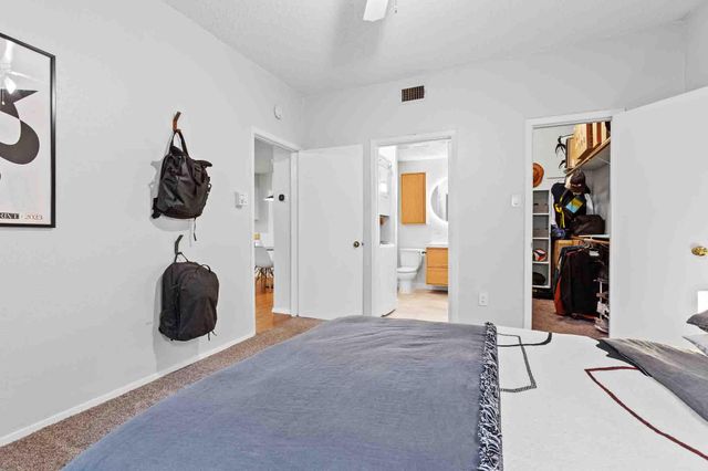 114 E 31st ST 207, Austin, TX 78705
