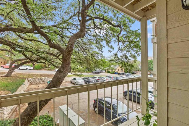114 E 31st ST 207, Austin, TX 78705