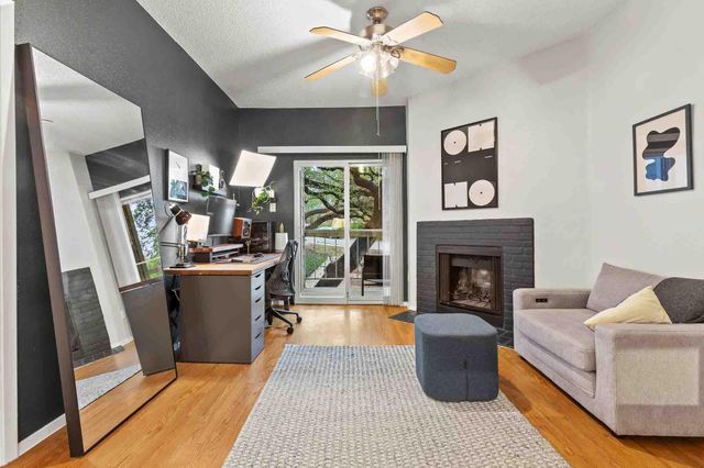 114 E 31st ST 207, Austin, TX 78705