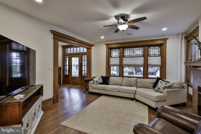 433 SENECA ST, Bethlehem, PA 18015