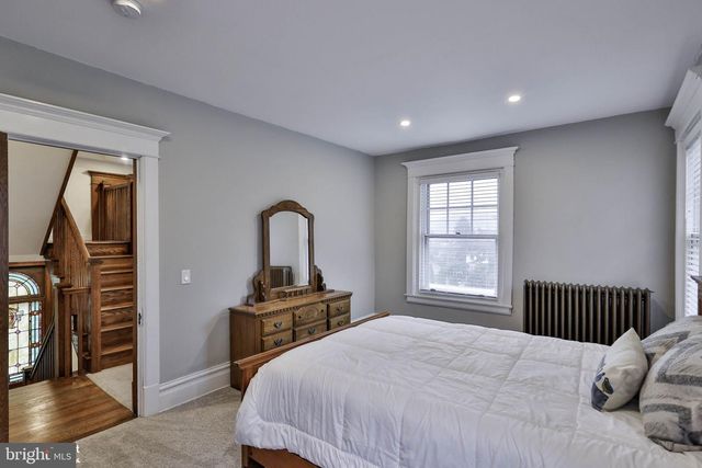 433 SENECA ST, Bethlehem, PA 18015