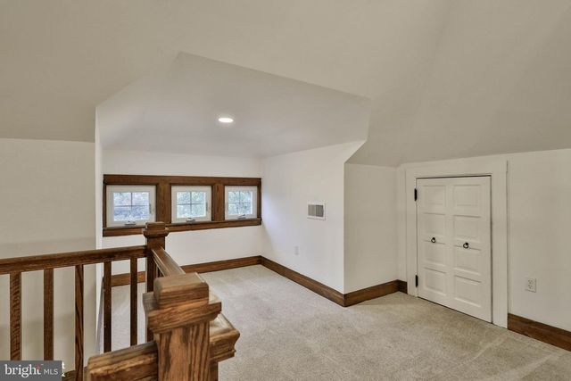 433 SENECA ST, Bethlehem, PA 18015