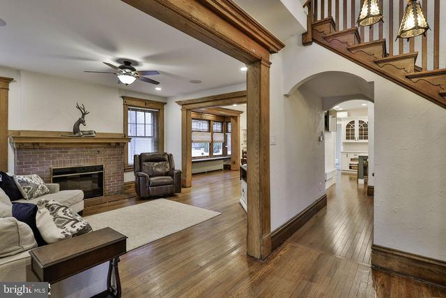 433 SENECA ST, Bethlehem, PA 18015