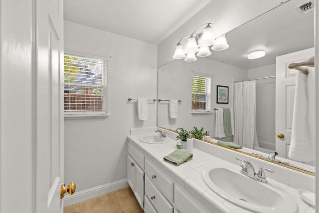 801 Hardwick Ct, Granite Bay, CA 95746