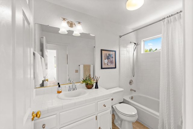 801 Hardwick Ct, Granite Bay, CA 95746