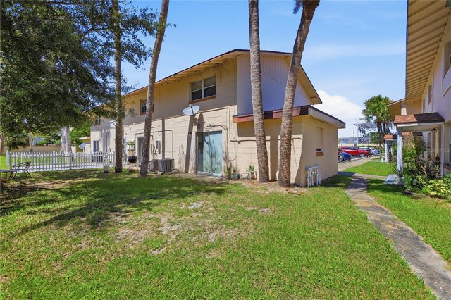 1600 S PALMETTO AVENUE 111, South Daytona, FL 32119