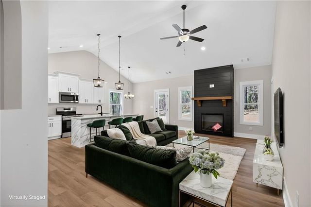 57 Oak Grove Road, Taylorsville, GA 30178
