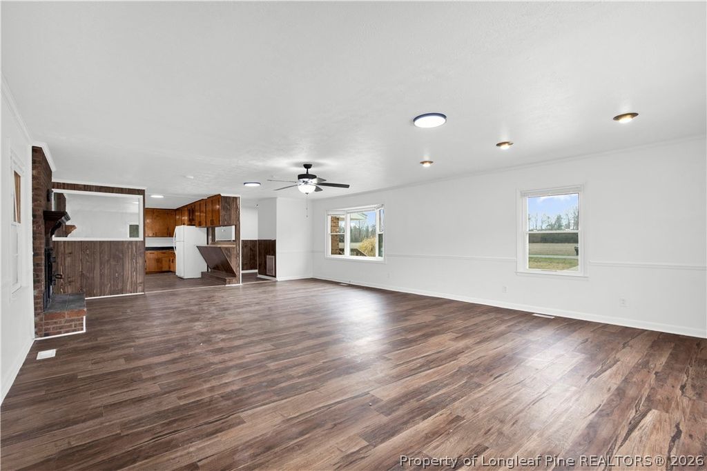 8161 E 130 Highway, Maxton, NC 28364 — photo 10