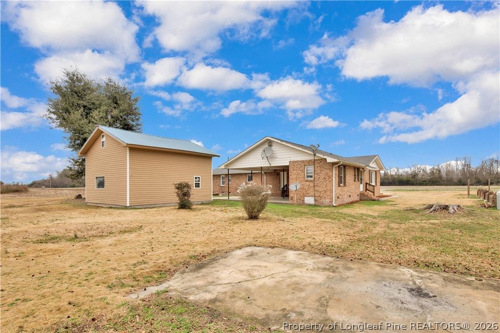 8161 E 130 Highway, Maxton, NC 28364 — photo 31