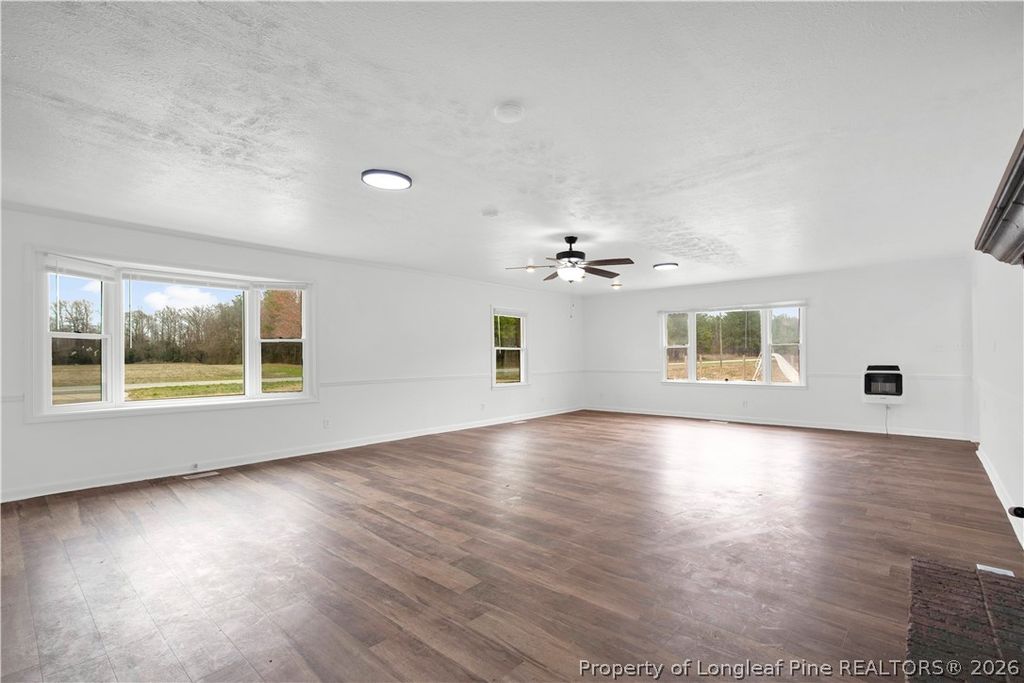 8161 E 130 Highway, Maxton, NC 28364 — photo 9