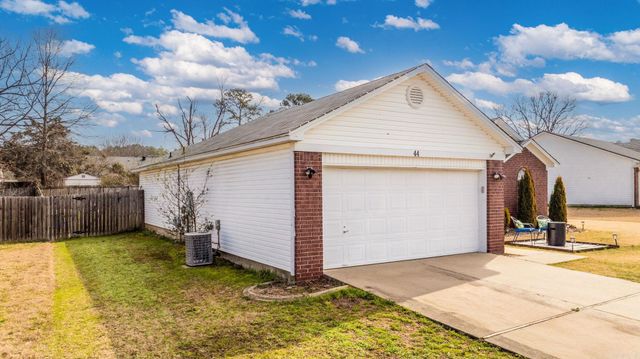 44 Meadow Ridge Loop, Maumelle, AR 72113