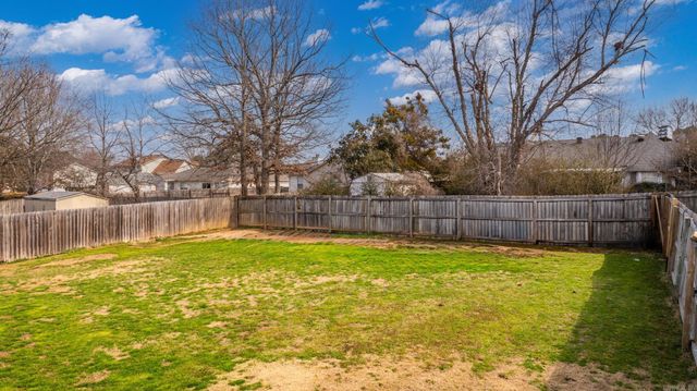 44 Meadow Ridge Loop, Maumelle, AR 72113