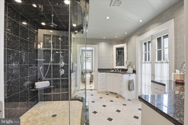 158 WILSON DR, Lancaster, PA 17603