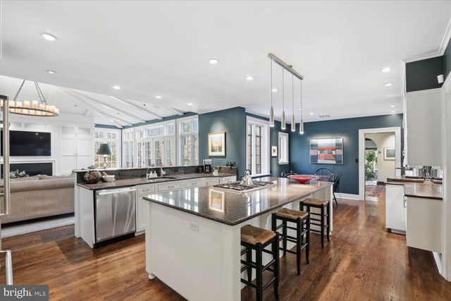 158 WILSON DR, Lancaster, PA 17603
