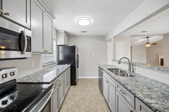 414 Chancellorsville Drive, Mesquite, TX 75149