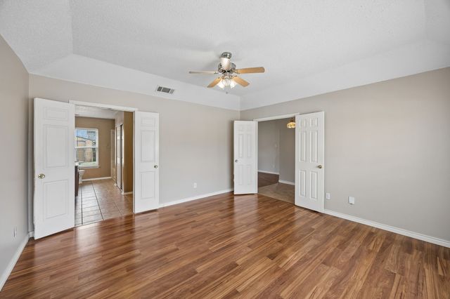 414 Chancellorsville Drive, Mesquite, TX 75149