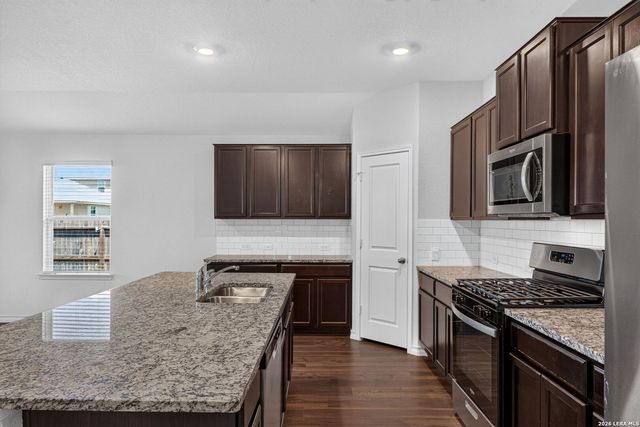 723 OVERLOOK RDG, Cibolo, TX 78108