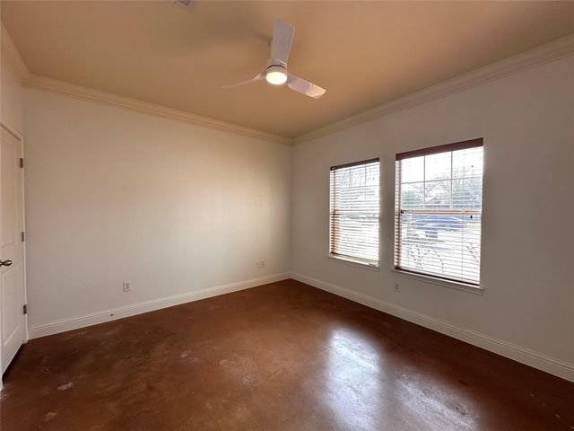 1605 McKinley Ave W, Austin, TX 78702