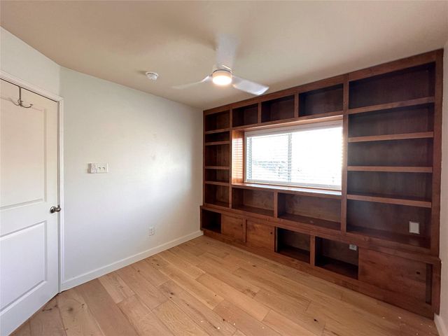 1605 McKinley Ave W, Austin, TX 78702