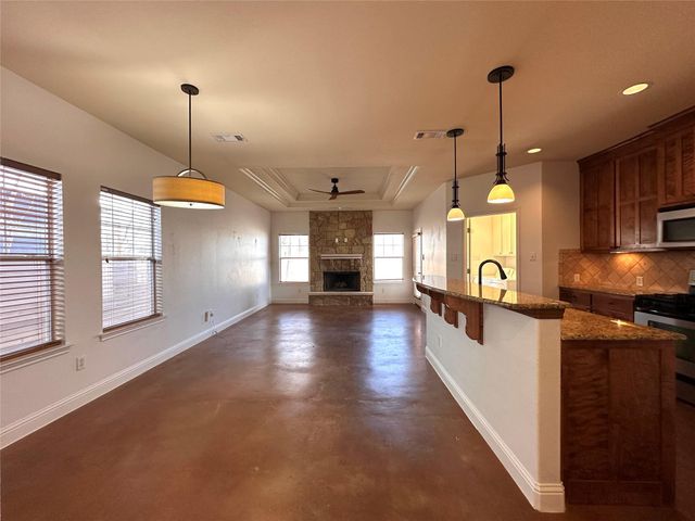 1605 McKinley Ave W, Austin, TX 78702