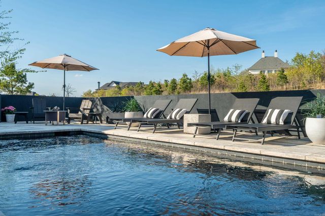 20 Waterview Garden Lane, Roland, AR 72135