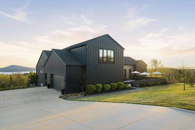 20 Waterview Garden Lane, Roland, AR 72135