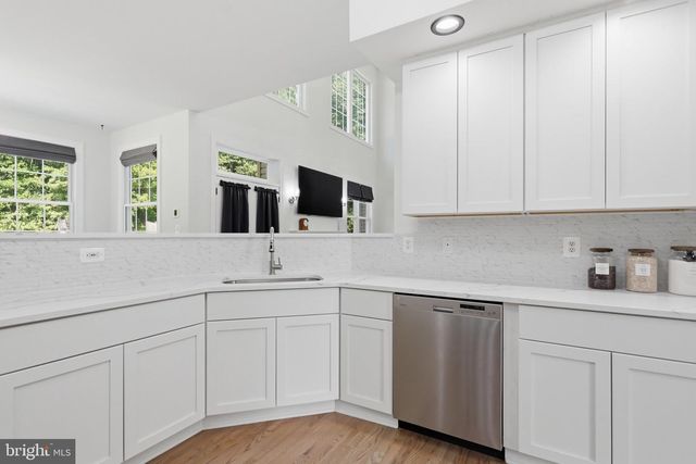 6178 JOHN BARTON PAYNE RD, Marshall, VA 20115
