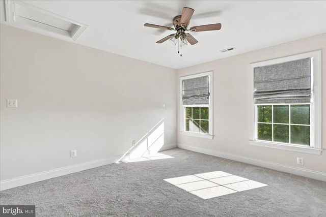 6178 JOHN BARTON PAYNE RD, Marshall, VA 20115