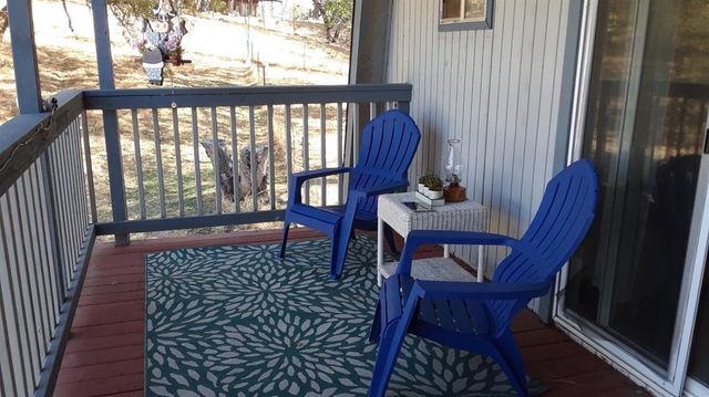 16035 Vandevere Rd, Grass Valley, CA 95949