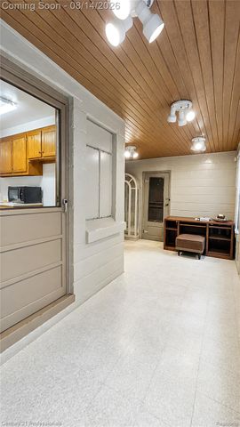 18407 Garfield, Redford Charter Township, MI 48240