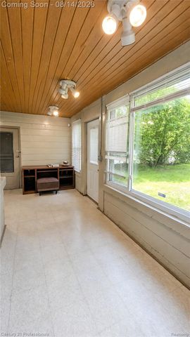 18407 Garfield, Redford Charter Township, MI 48240