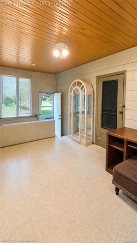 18407 Garfield, Redford Charter Township, MI 48240