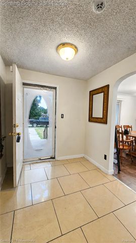 18407 Garfield, Redford Charter Township, MI 48240