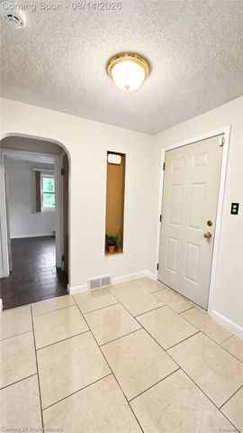 18407 Garfield, Redford Charter Township, MI 48240