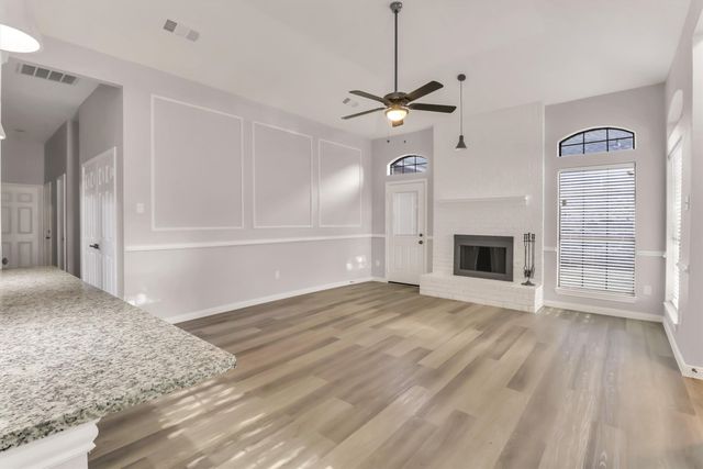 111 Homestead Drive, Lancaster, TX 75146