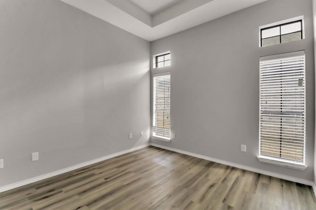 111 Homestead Drive, Lancaster, TX 75146