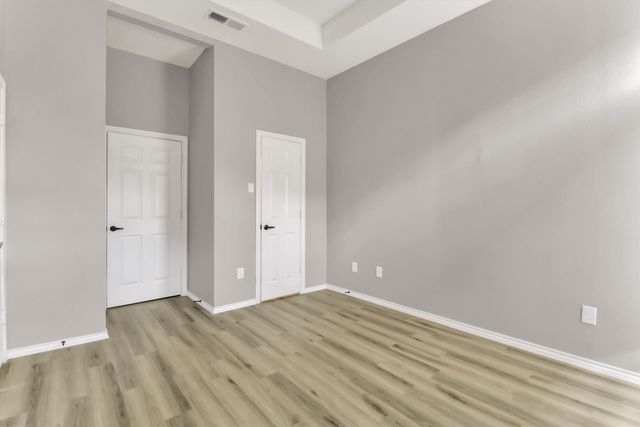 111 Homestead Drive, Lancaster, TX 75146
