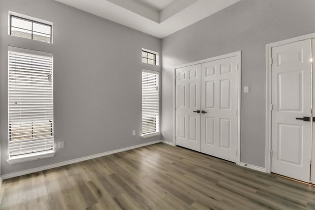 111 Homestead Drive, Lancaster, TX 75146