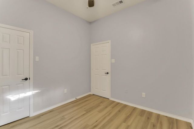 111 Homestead Drive, Lancaster, TX 75146