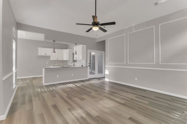 111 Homestead Drive, Lancaster, TX 75146