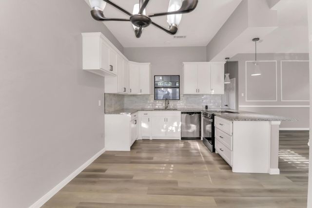 111 Homestead Drive, Lancaster, TX 75146