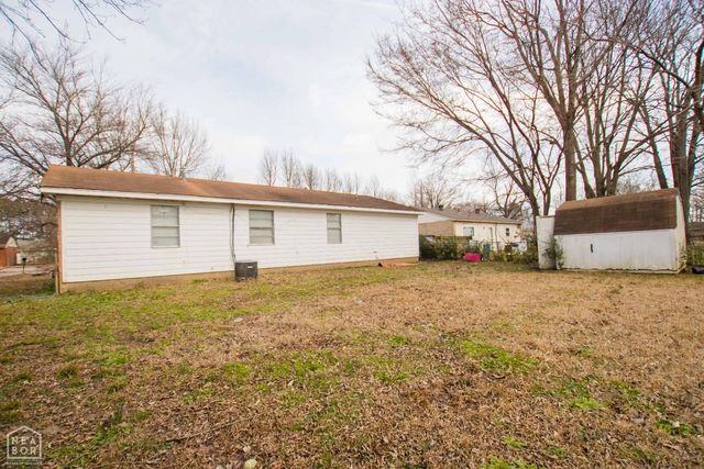 208 Lake Drive, Jonesboro, AR 72405