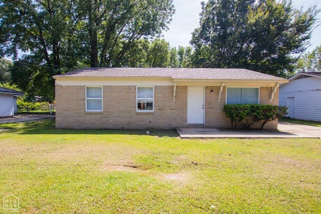 208 Lake Drive, Jonesboro, AR 72405