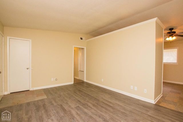 208 Lake Drive, Jonesboro, AR 72405