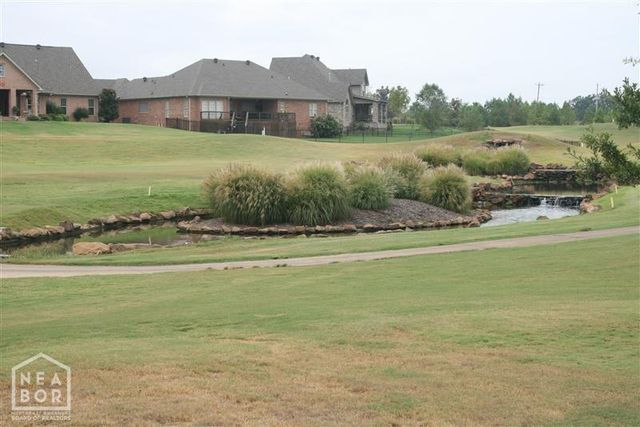 208 Lake Drive, Jonesboro, AR 72405